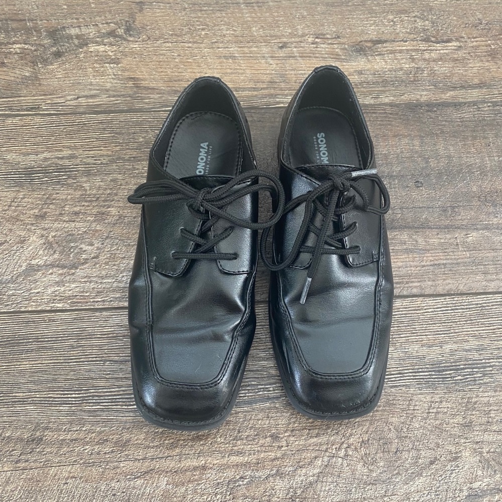 Boys dress shoes